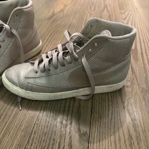 Nike Snakeskin Gray High-Top Sneakers